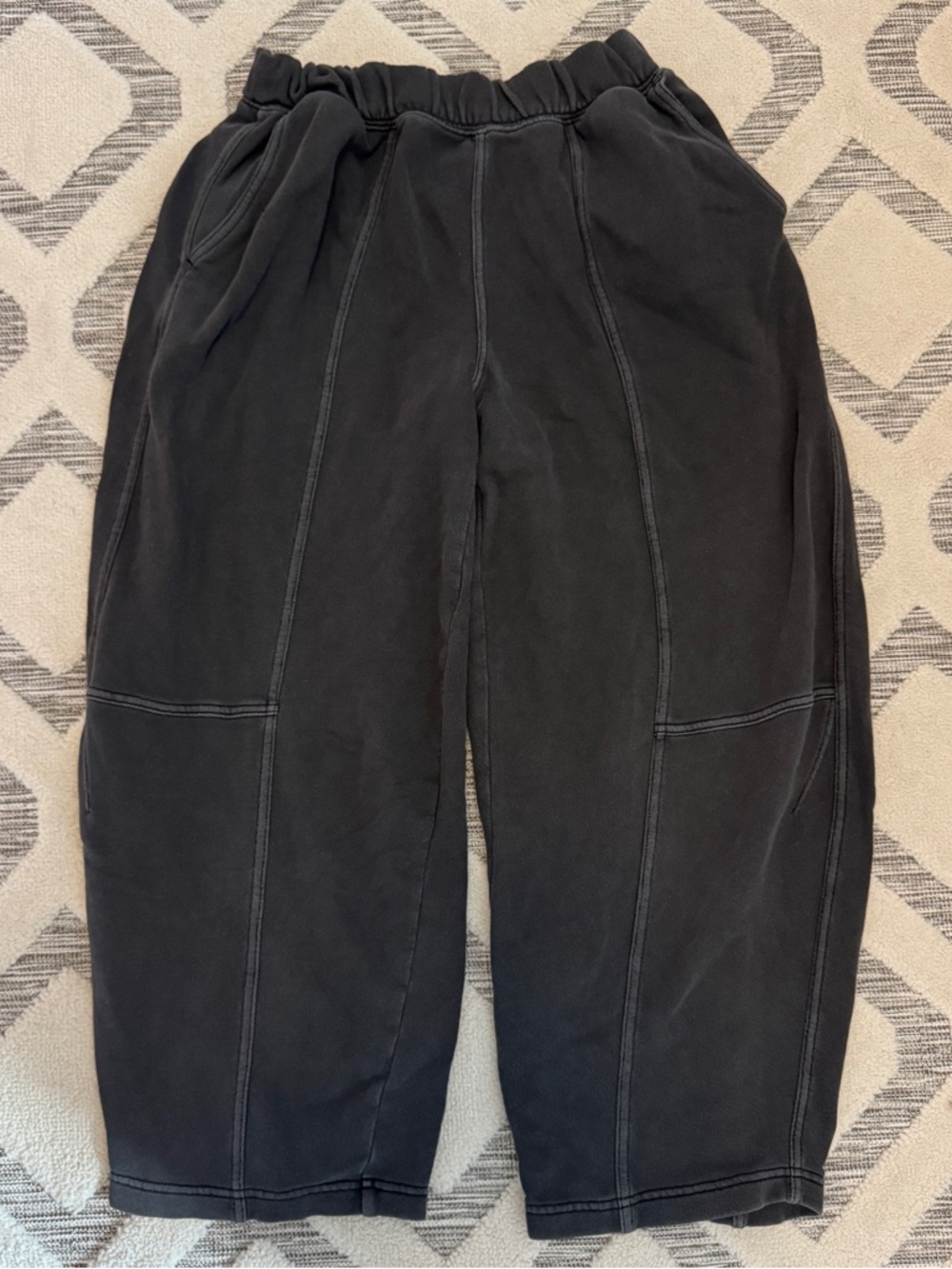 aerie Black barrel Leg Sweatpants